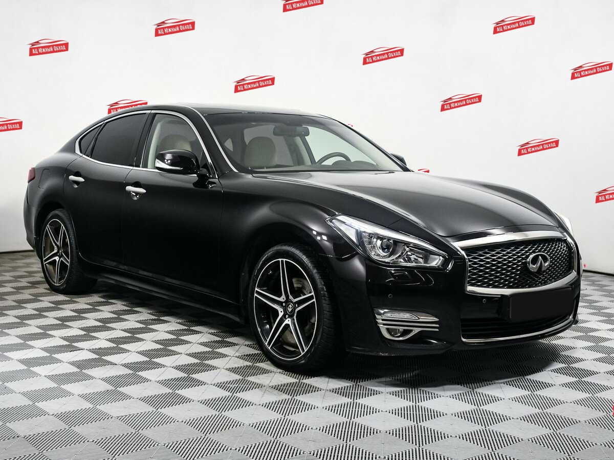 Купить Infiniti Q70 с пробегом. Фото: #2