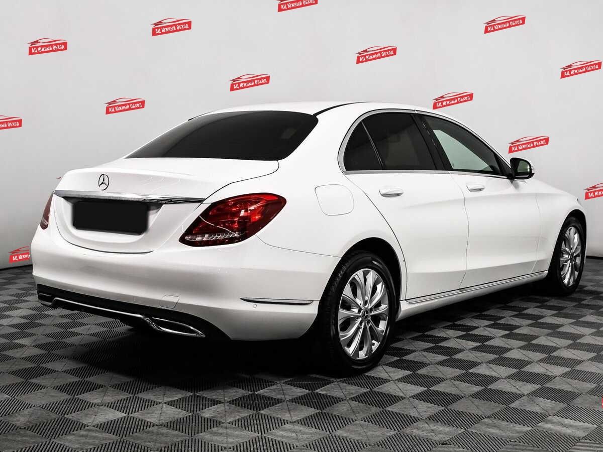 Купить Mercedes-Benz C-Класс с пробегом. Фото: #4
