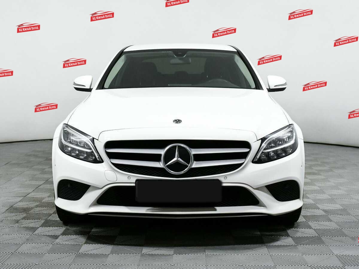 Купить Mercedes-Benz C-Класс с пробегом. Фото: #1
