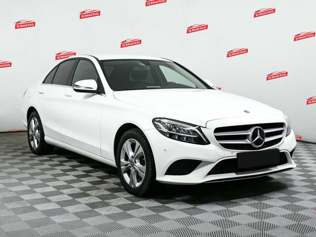 Купить Mercedes-Benz C-Класс с пробегом. Фото: #2