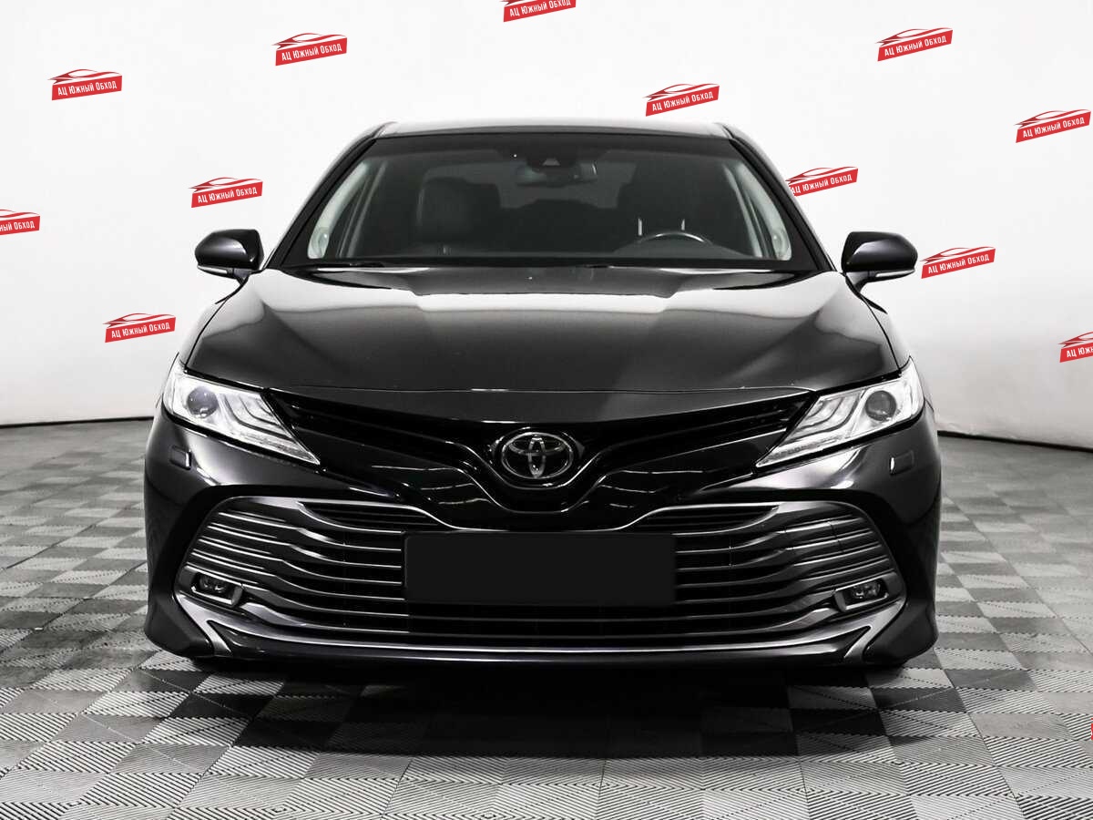 Купить Toyota Camry с пробегом. Фото: #1