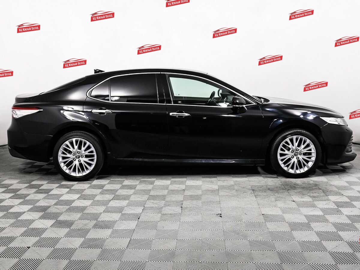 Купить Toyota Camry с пробегом. Фото: #3