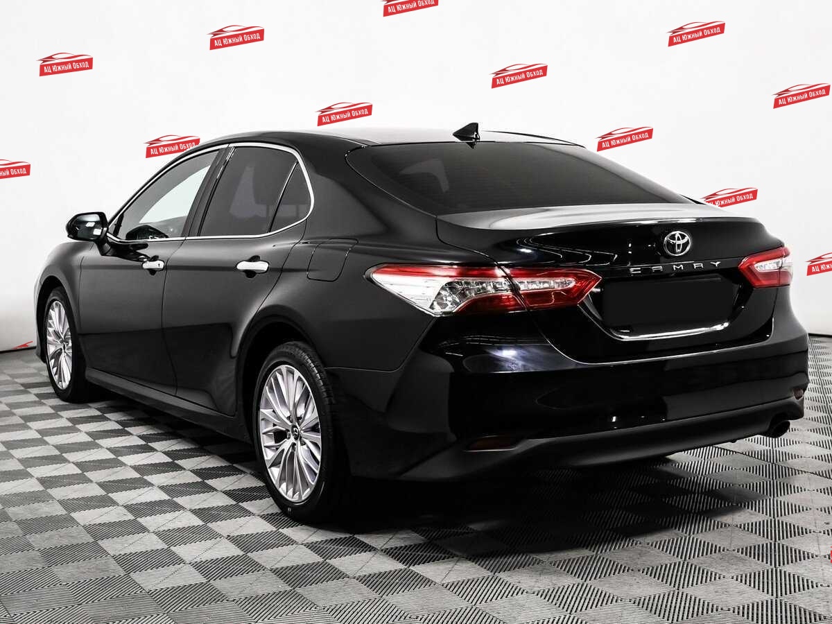 Купить Toyota Camry с пробегом. Фото: #6