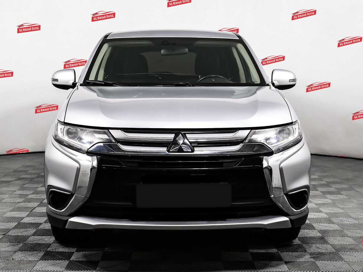 Купить Mitsubishi Outlander с пробегом. Фото: #1