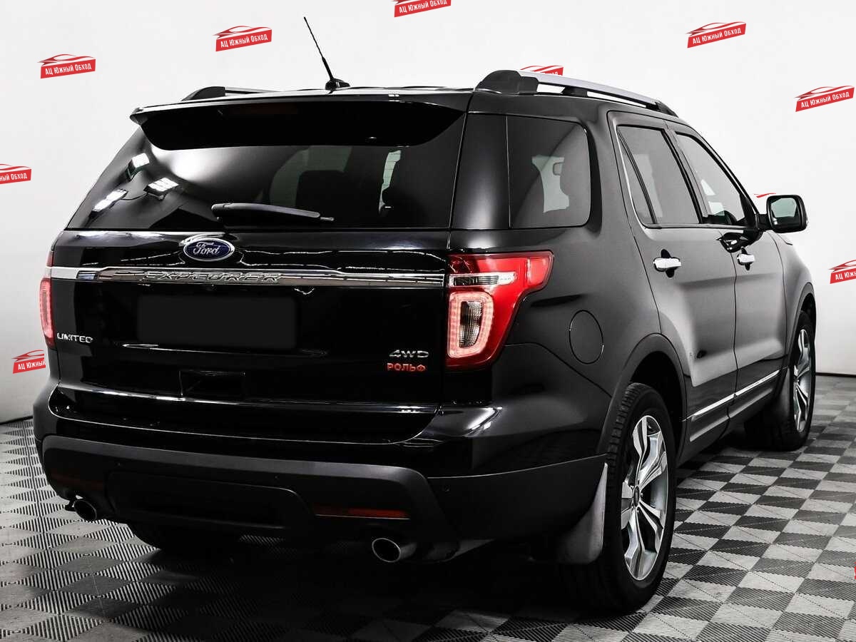 Купить Ford Explorer с пробегом. Фото: #4