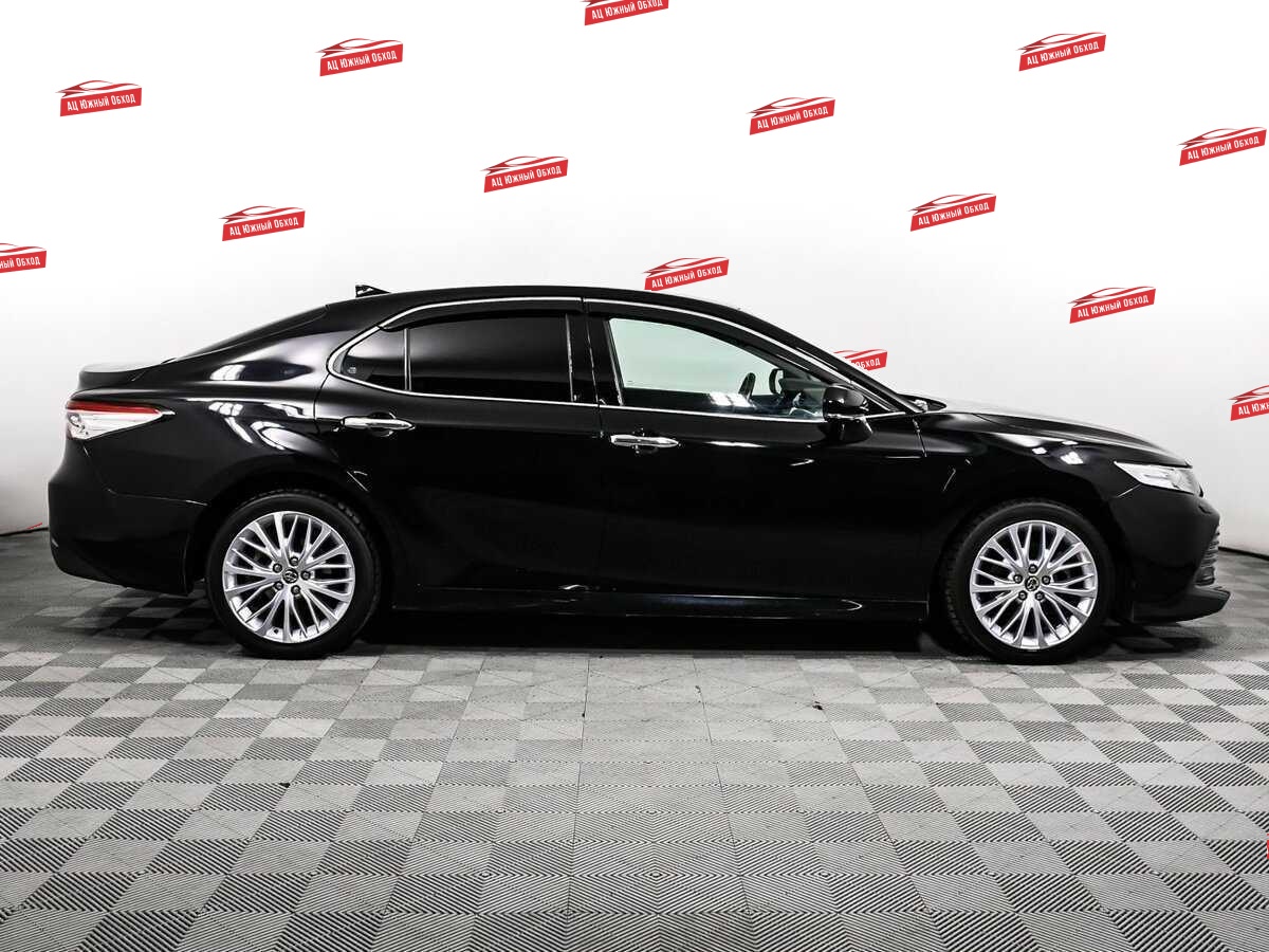 Купить Toyota Camry с пробегом. Фото: #3