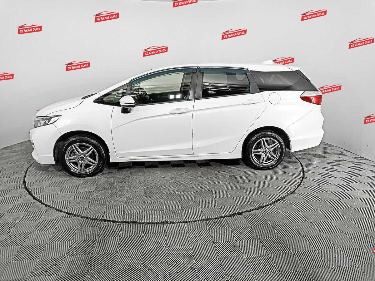 Купить Honda Shuttle с пробегом. Фото: #7