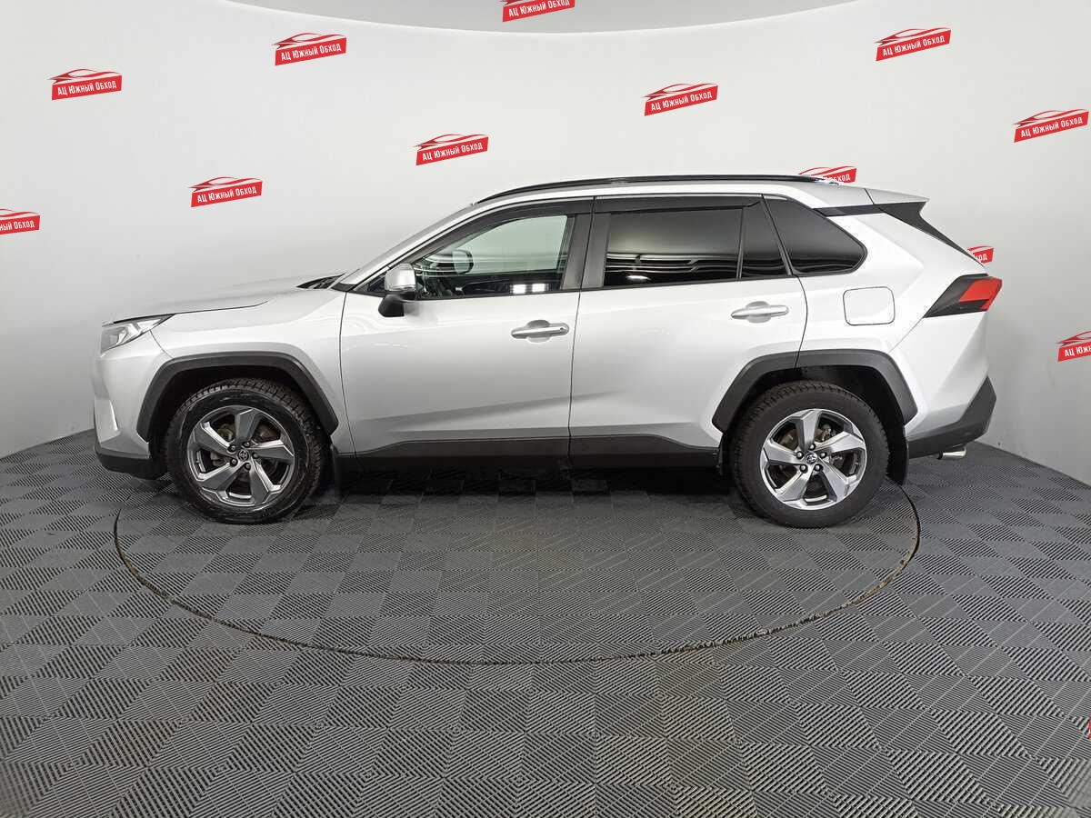 Купить Toyota RAV4 с пробегом. Фото: #7
