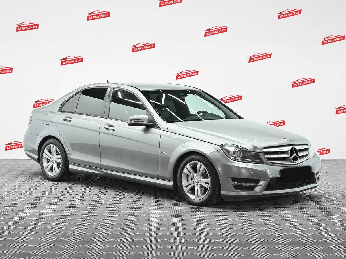 Купить Mercedes-Benz C-Класс с пробегом. Фото: #1