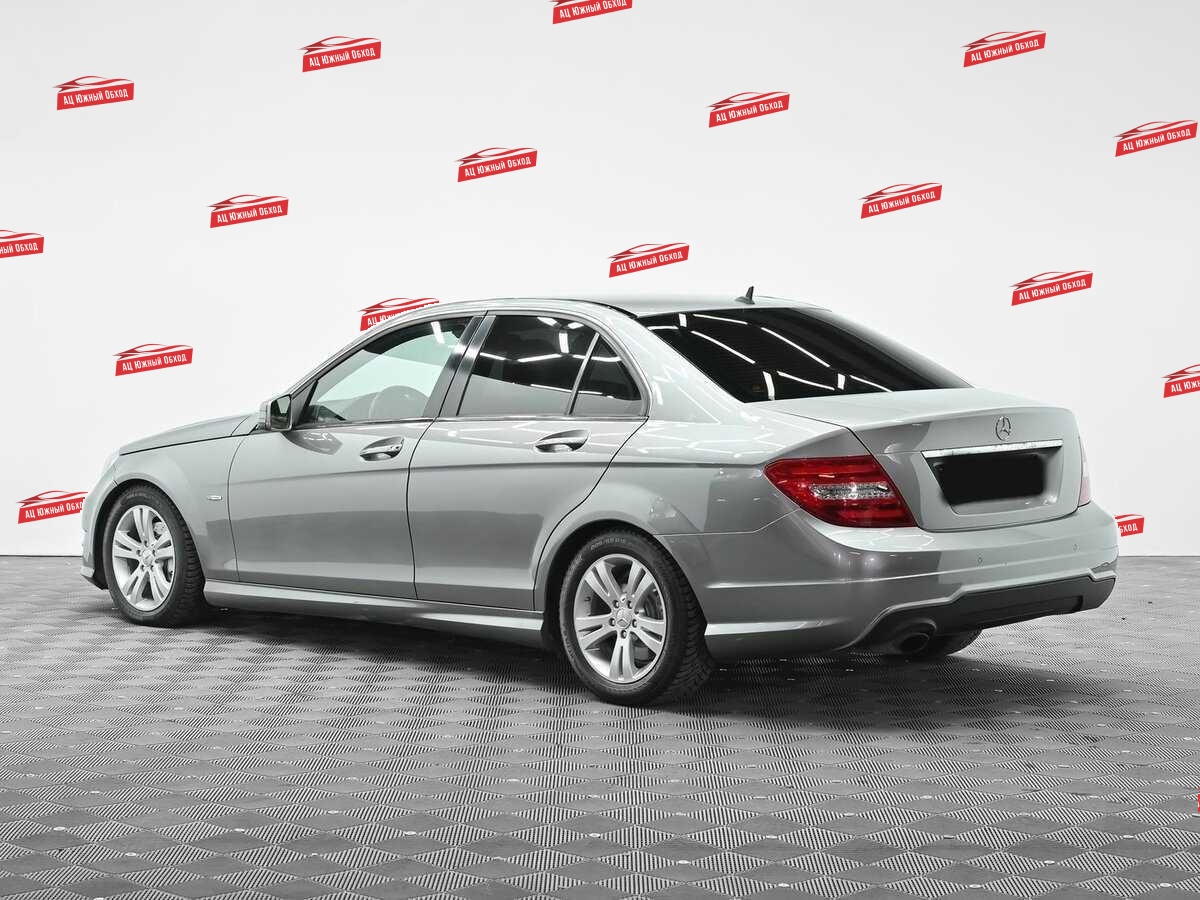 Купить Mercedes-Benz C-Класс с пробегом. Фото: #3