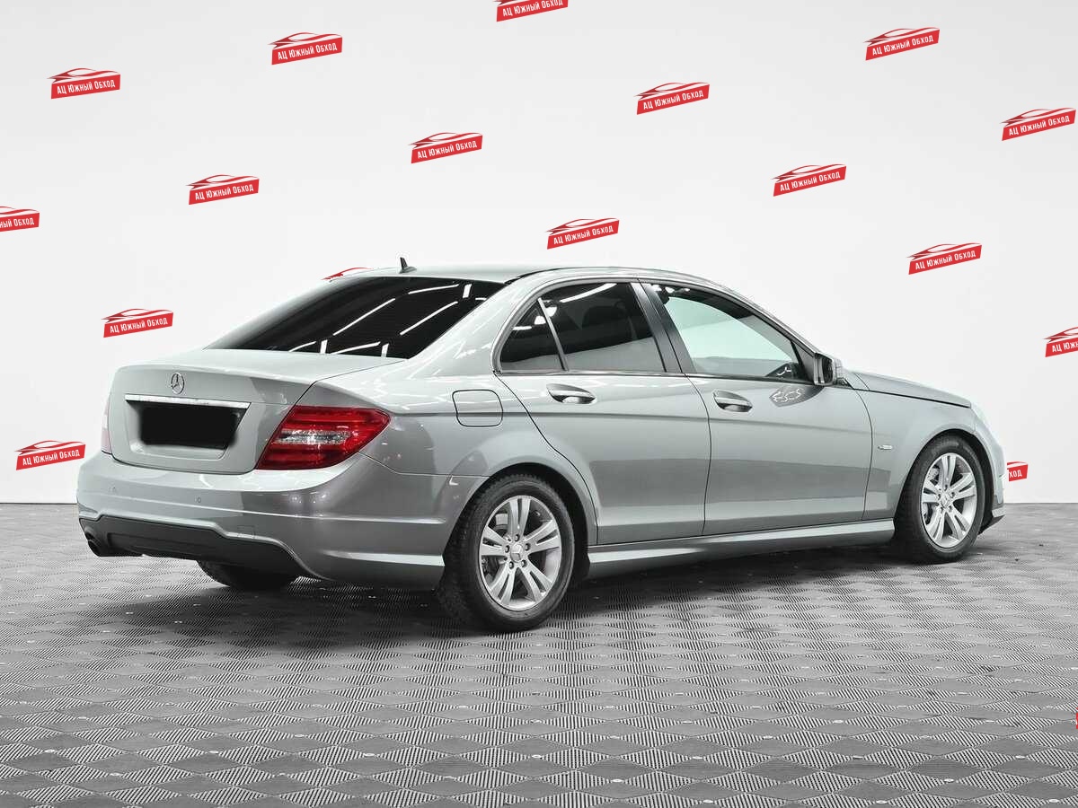 Купить Mercedes-Benz C-Класс с пробегом. Фото: #4