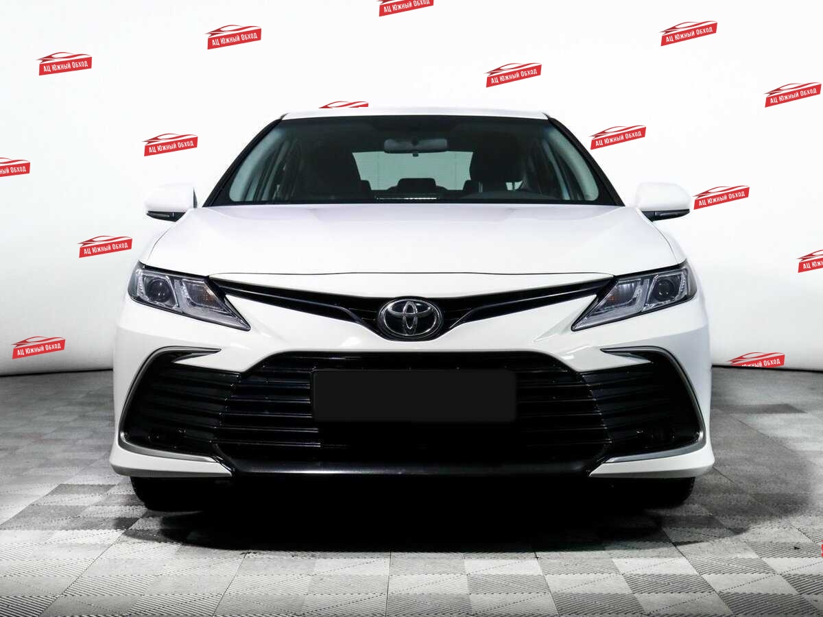 Купить Toyota Camry с пробегом. Фото: #1