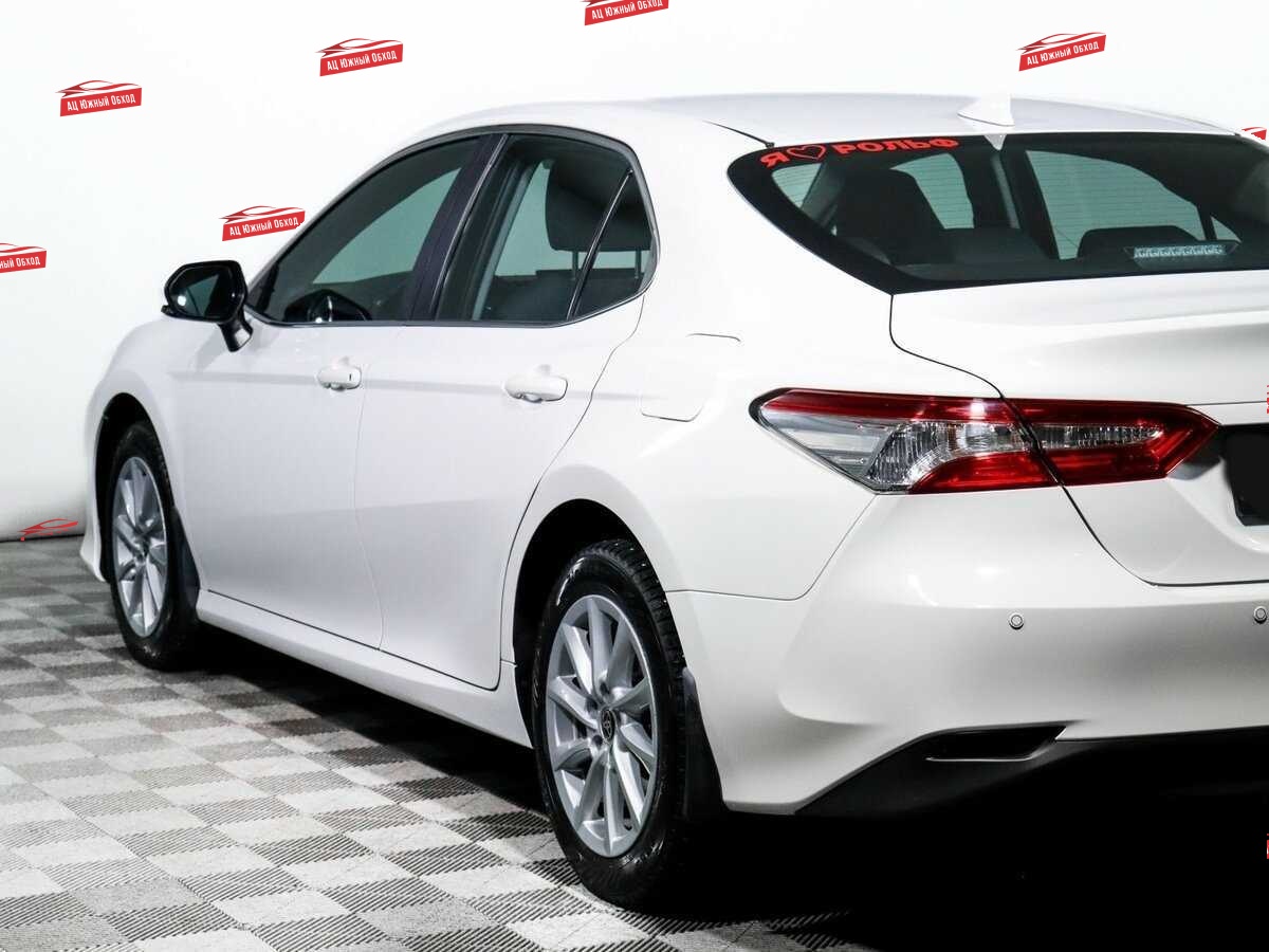 Купить Toyota Camry с пробегом. Фото: #19