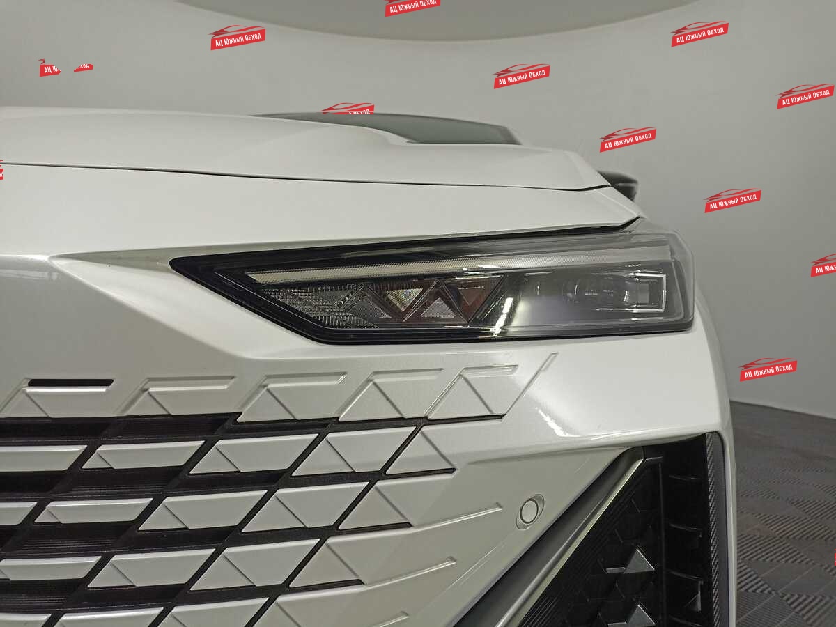 Купить Changan UNI-V с пробегом. Фото: #15