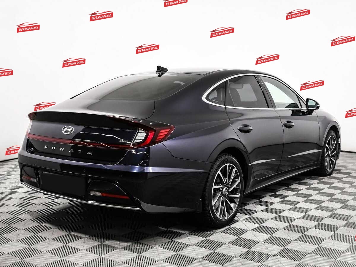 Купить Hyundai Sonata с пробегом. Фото: #4