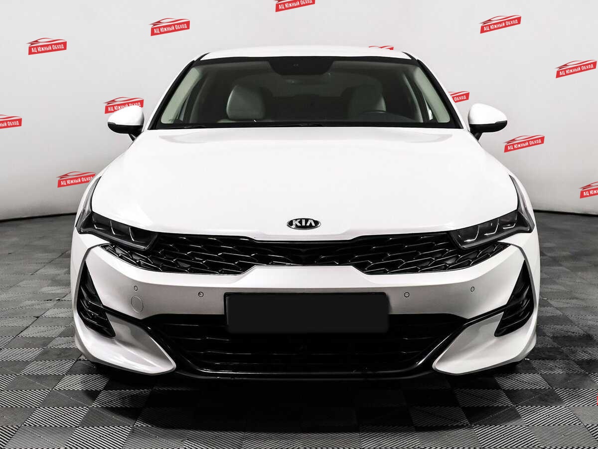 Купить Kia K5 с пробегом. Фото: #1