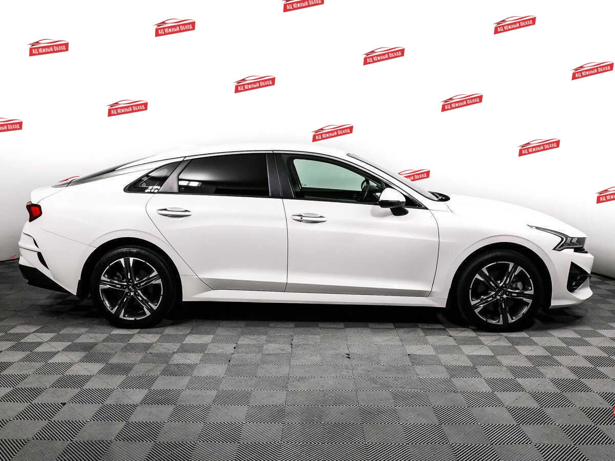 Купить Kia K5 с пробегом. Фото: #3