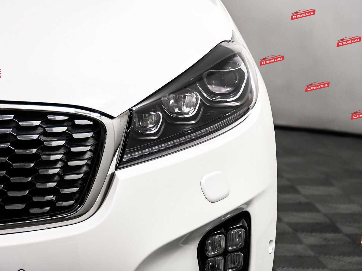 Купить Kia Sorento с пробегом. Фото: #15
