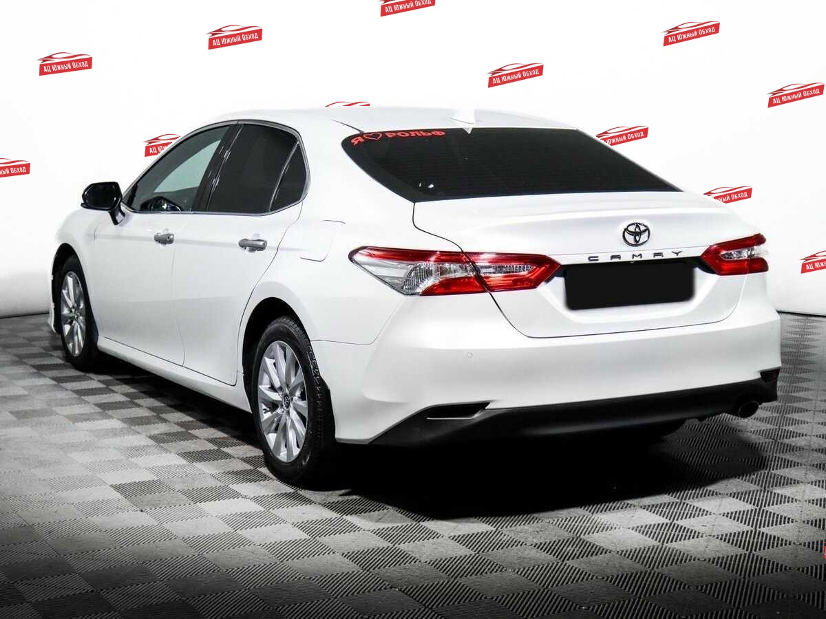 Купить Toyota Camry с пробегом. Фото: #6