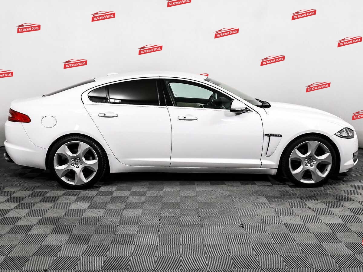 Купить Jaguar XF с пробегом. Фото: #3