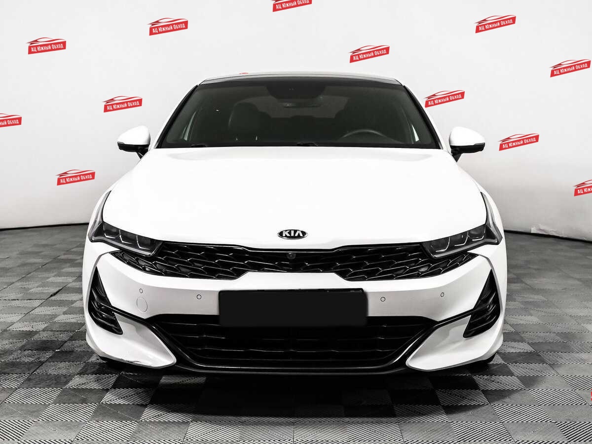Купить Kia K5 с пробегом. Фото: #1