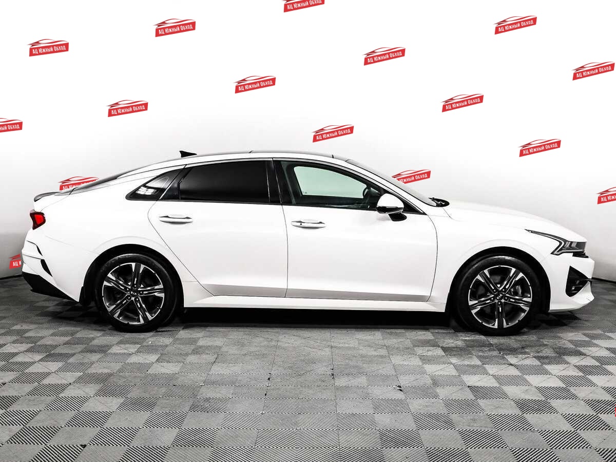 Купить Kia K5 с пробегом. Фото: #3