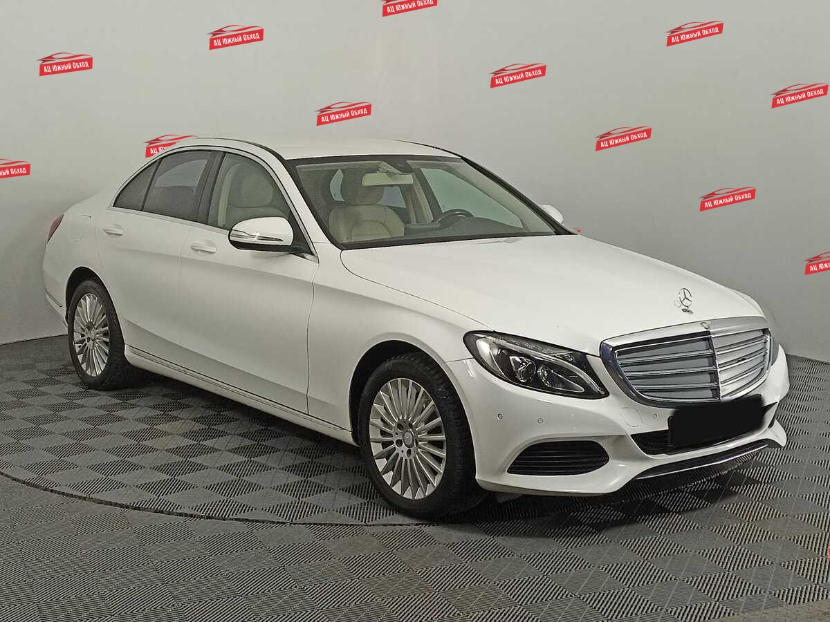 Купить Mercedes-Benz C-Класс с пробегом. Фото: #2