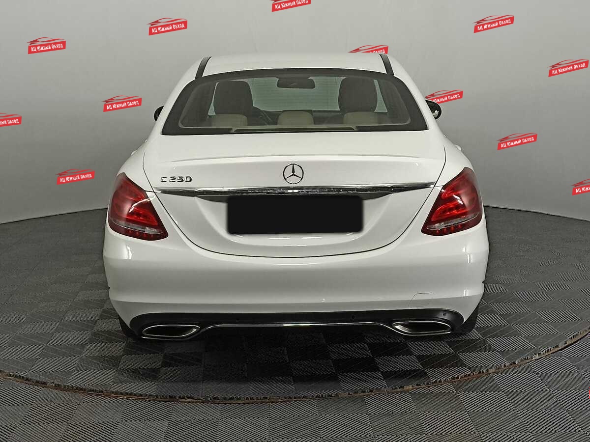 Купить Mercedes-Benz C-Класс с пробегом. Фото: #5