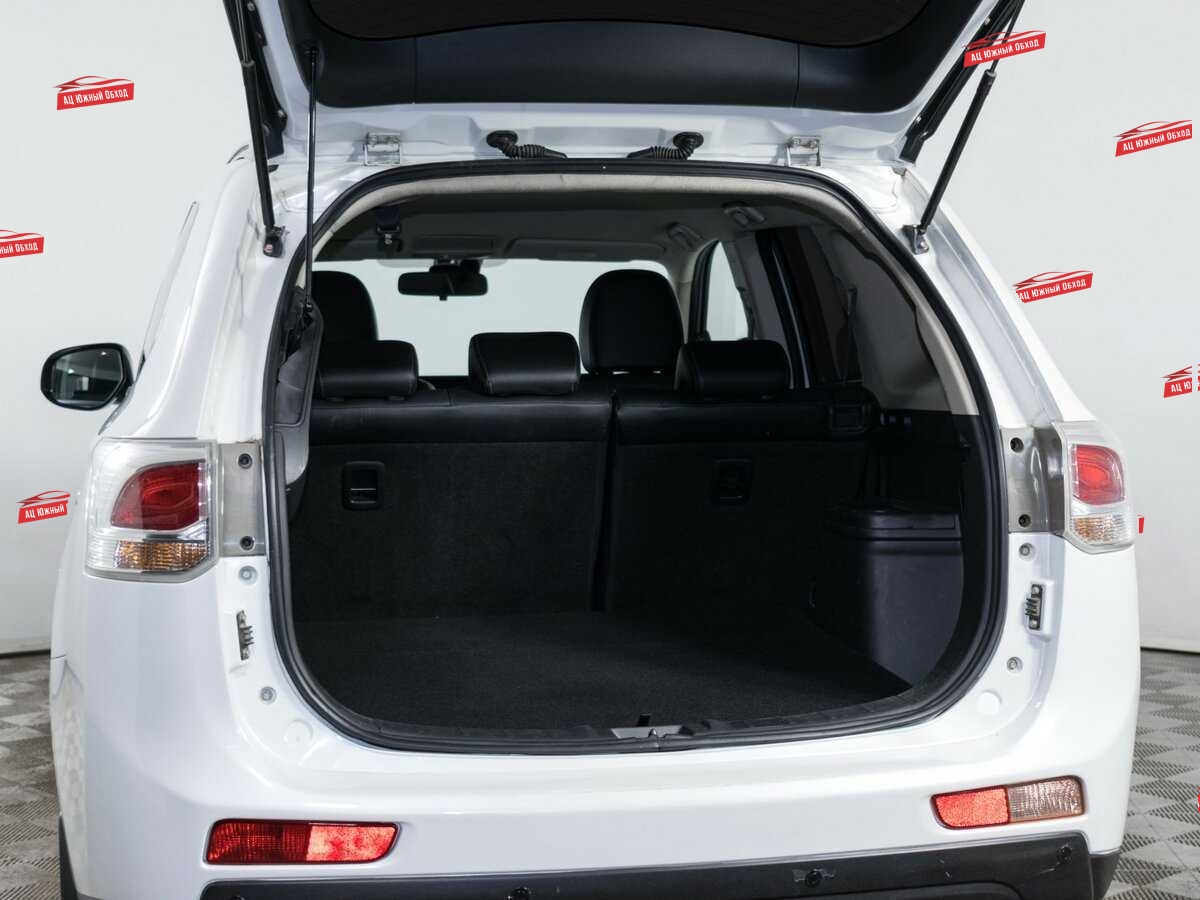 Купить Mitsubishi Outlander с пробегом. Фото: #6