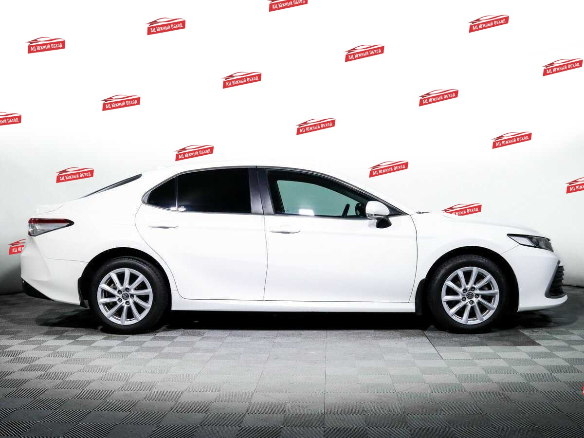 Купить Toyota Camry с пробегом. Фото: #3