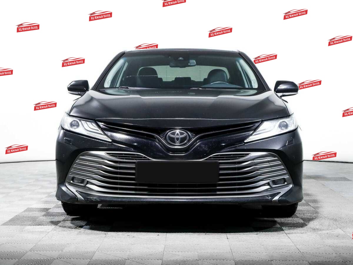 Купить Toyota Camry с пробегом. Фото: #1