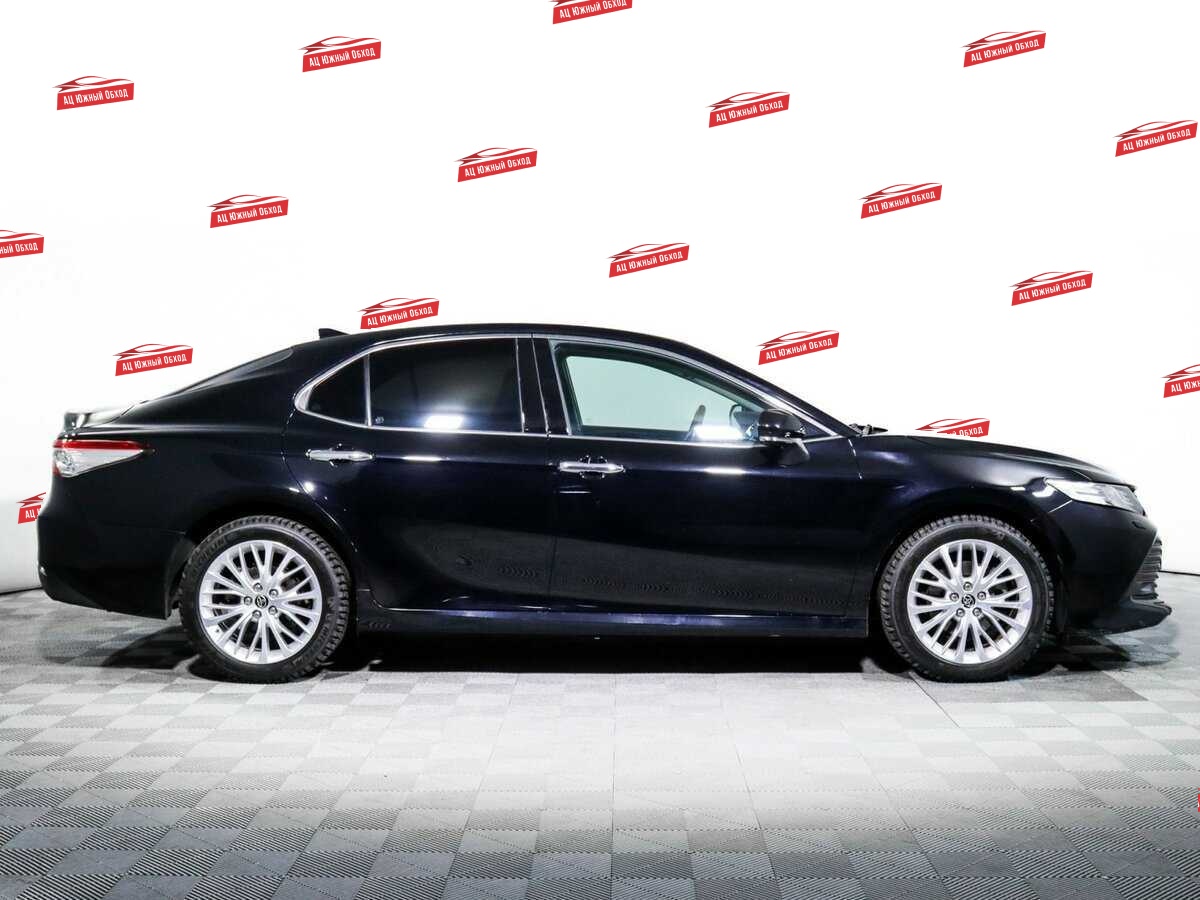 Купить Toyota Camry с пробегом. Фото: #3