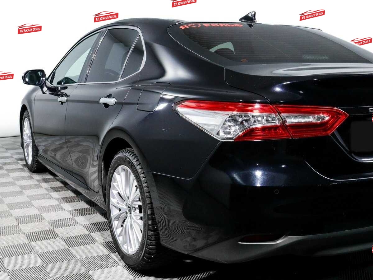 Купить Toyota Camry с пробегом. Фото: #11