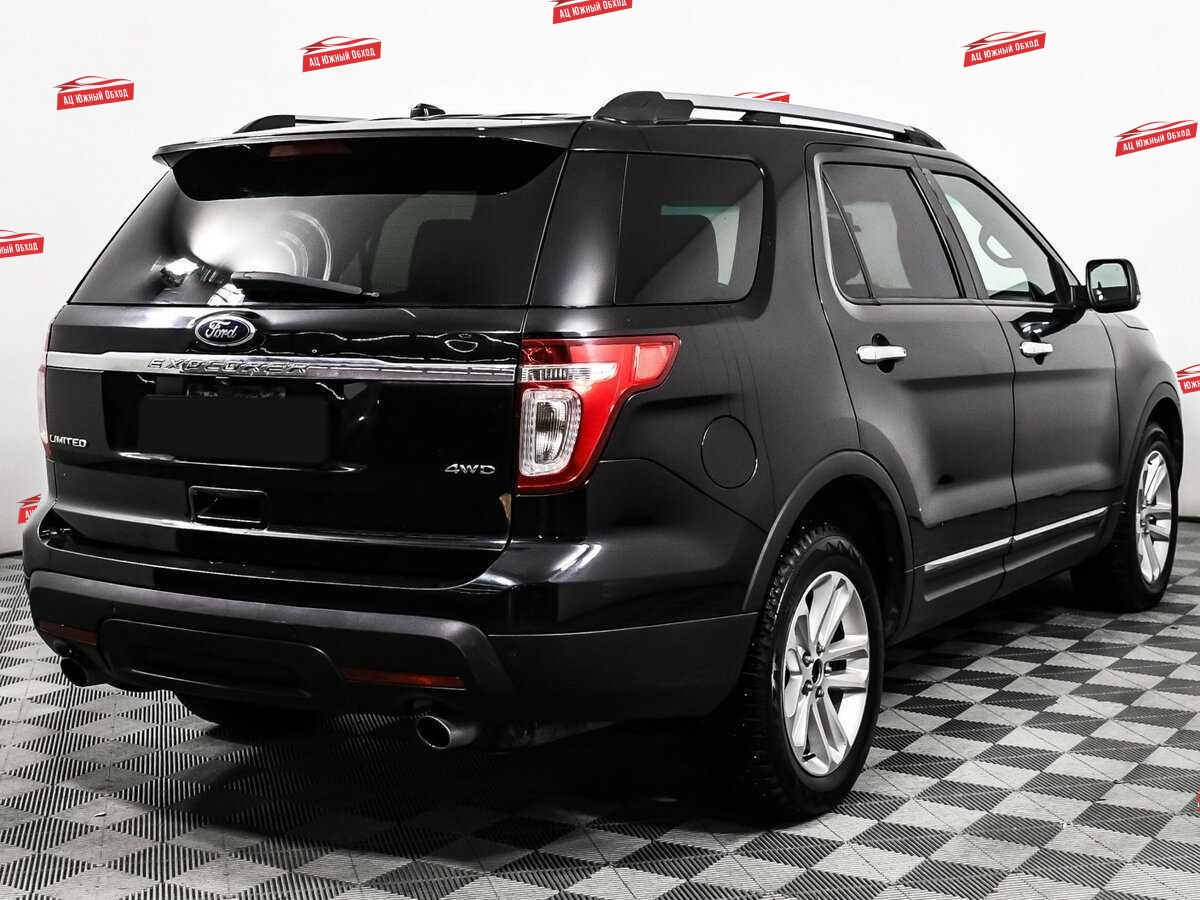 Купить Ford Explorer с пробегом. Фото: #4