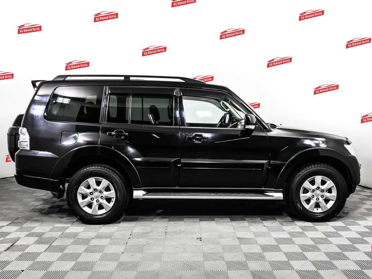 Купить Mitsubishi Pajero с пробегом. Фото: #3