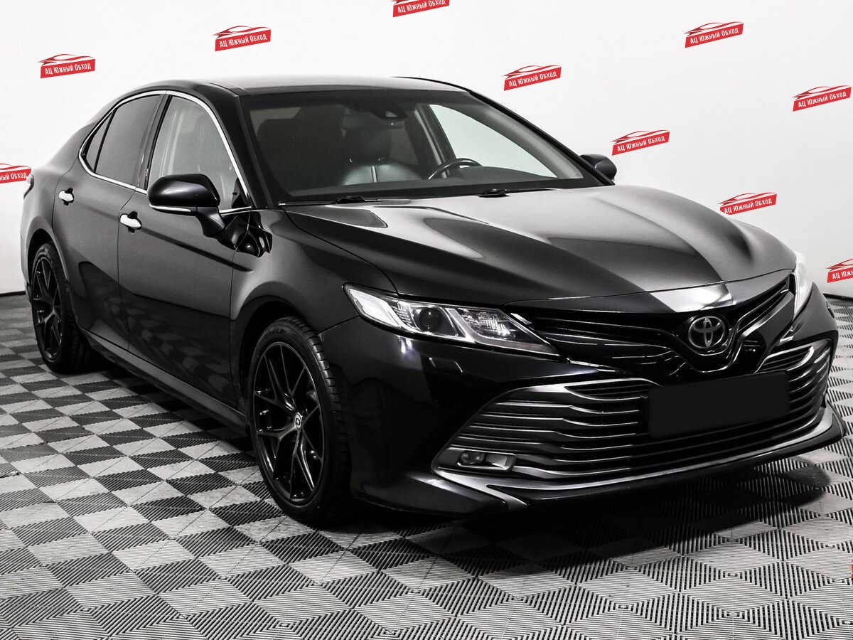 Купить Toyota Camry с пробегом. Фото: #2