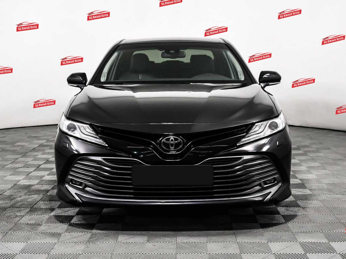 Купить Toyota Camry с пробегом. Фото: #1