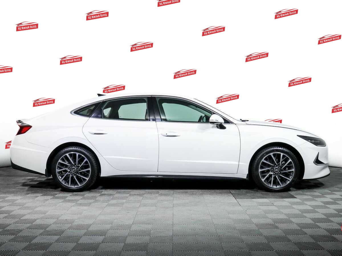 Купить Hyundai Sonata с пробегом. Фото: #3