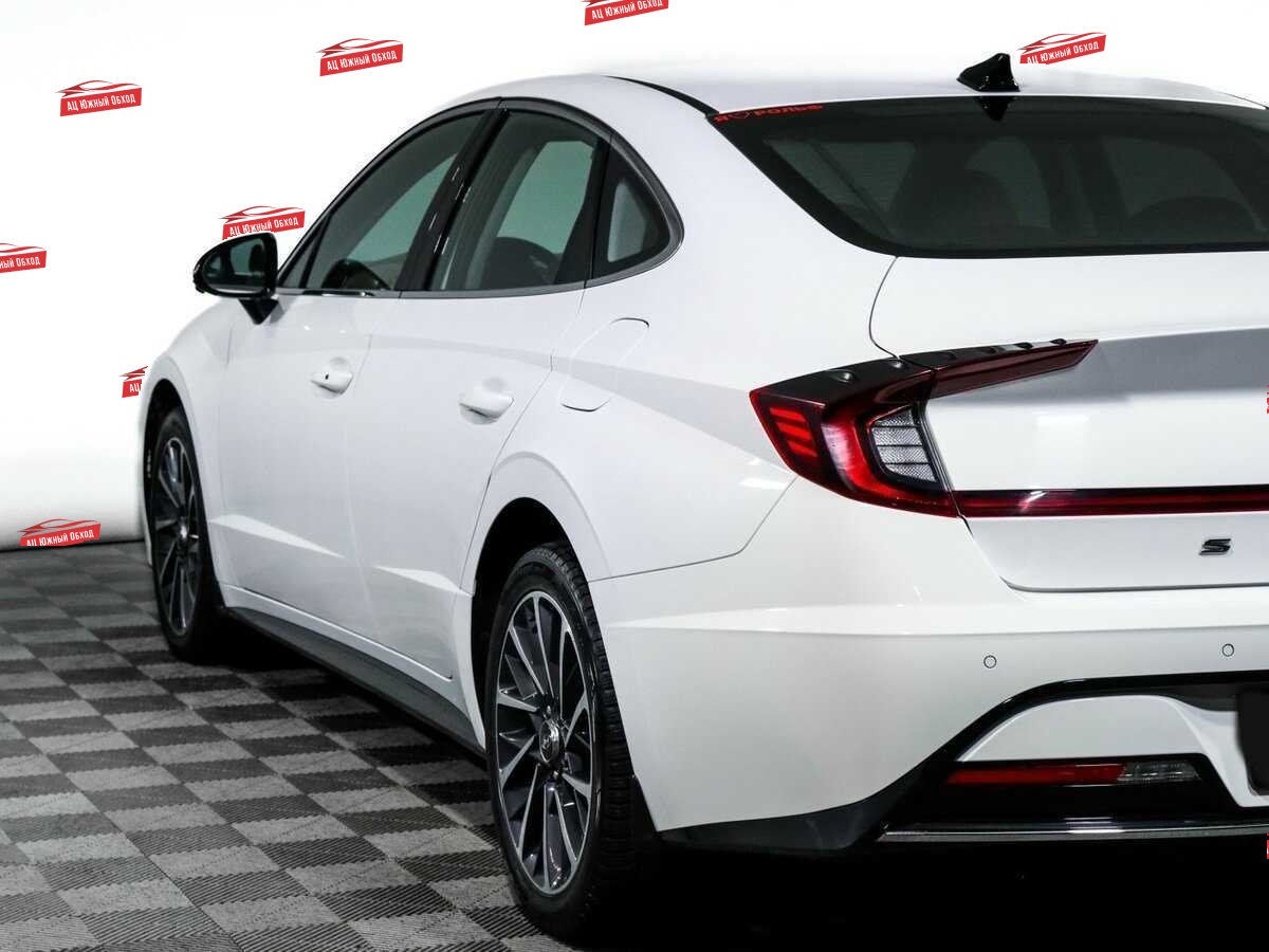 Купить Hyundai Sonata с пробегом. Фото: #19
