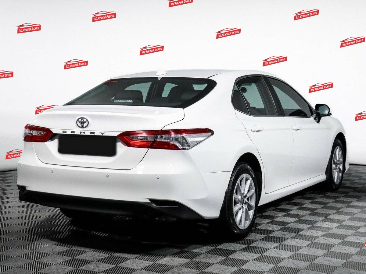 Купить Toyota Camry с пробегом. Фото: #4