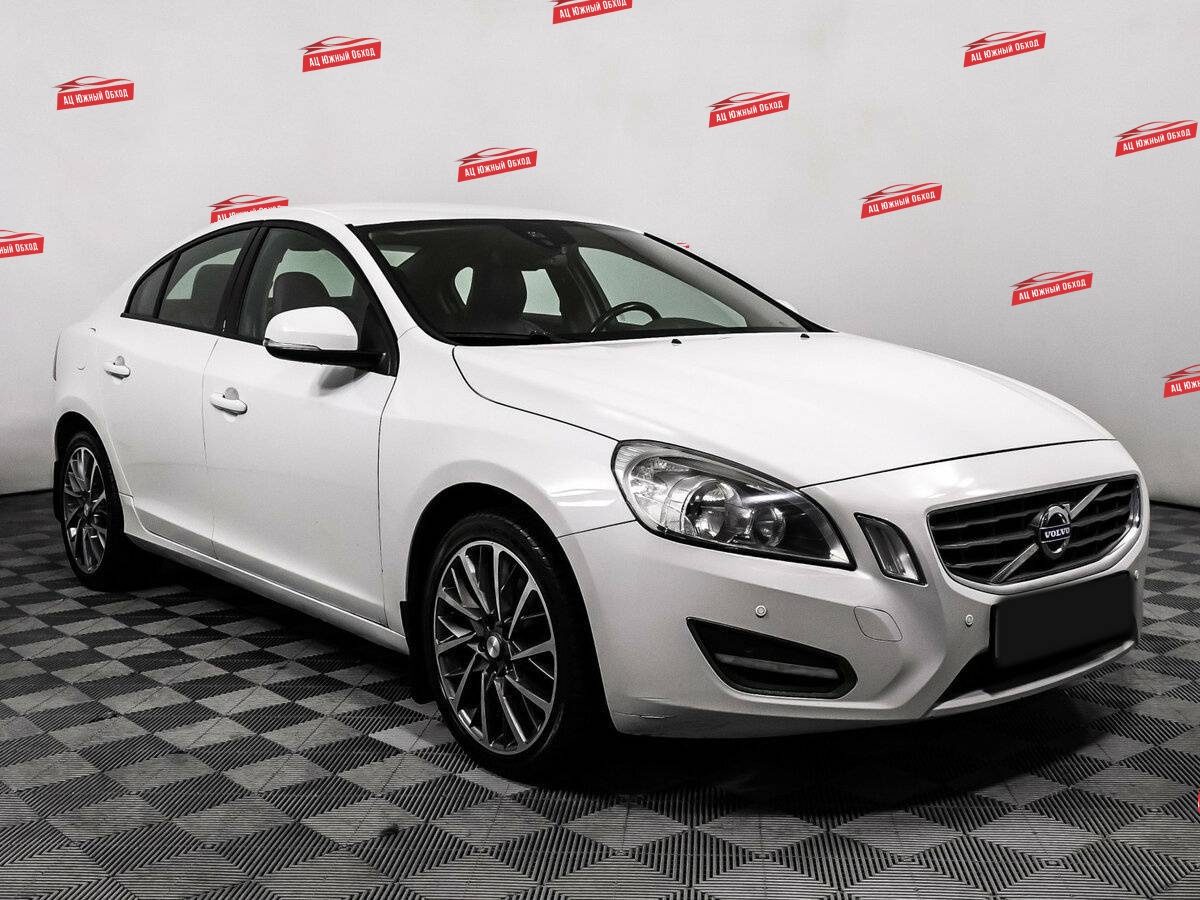 Купить Volvo S60 с пробегом. Фото: #2