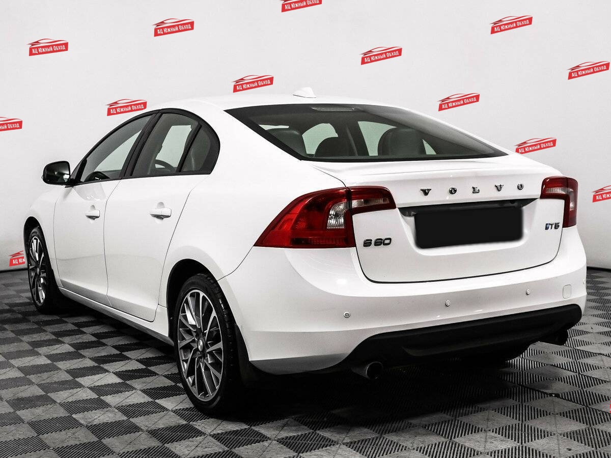 Купить Volvo S60 с пробегом. Фото: #6