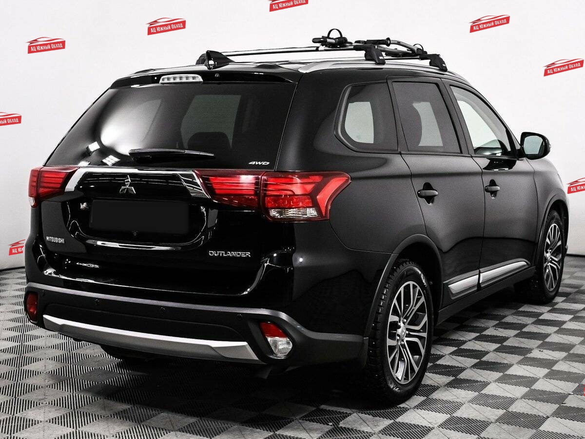 Купить Mitsubishi Outlander с пробегом. Фото: #4