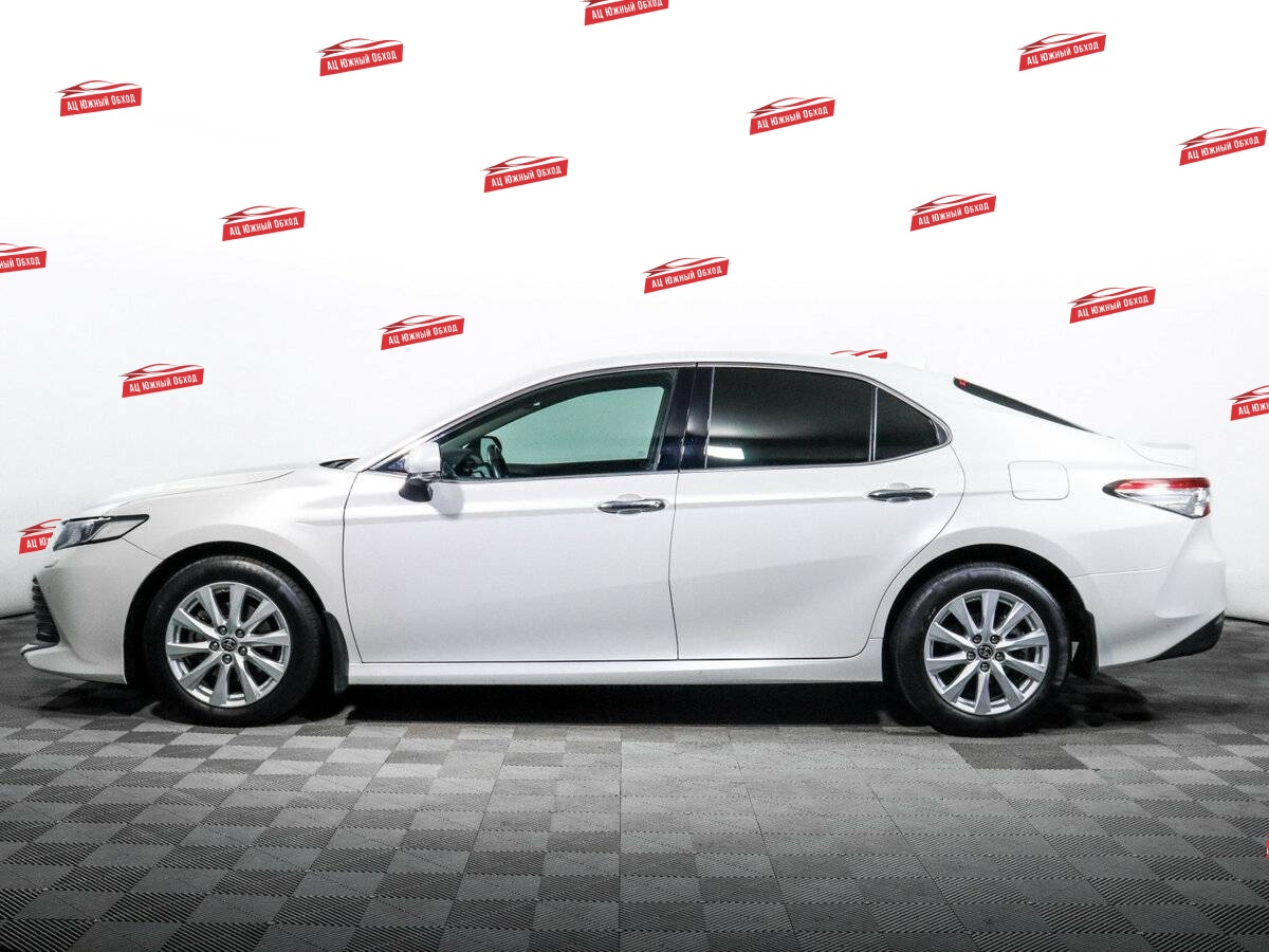 Купить Toyota Camry с пробегом. Фото: #7