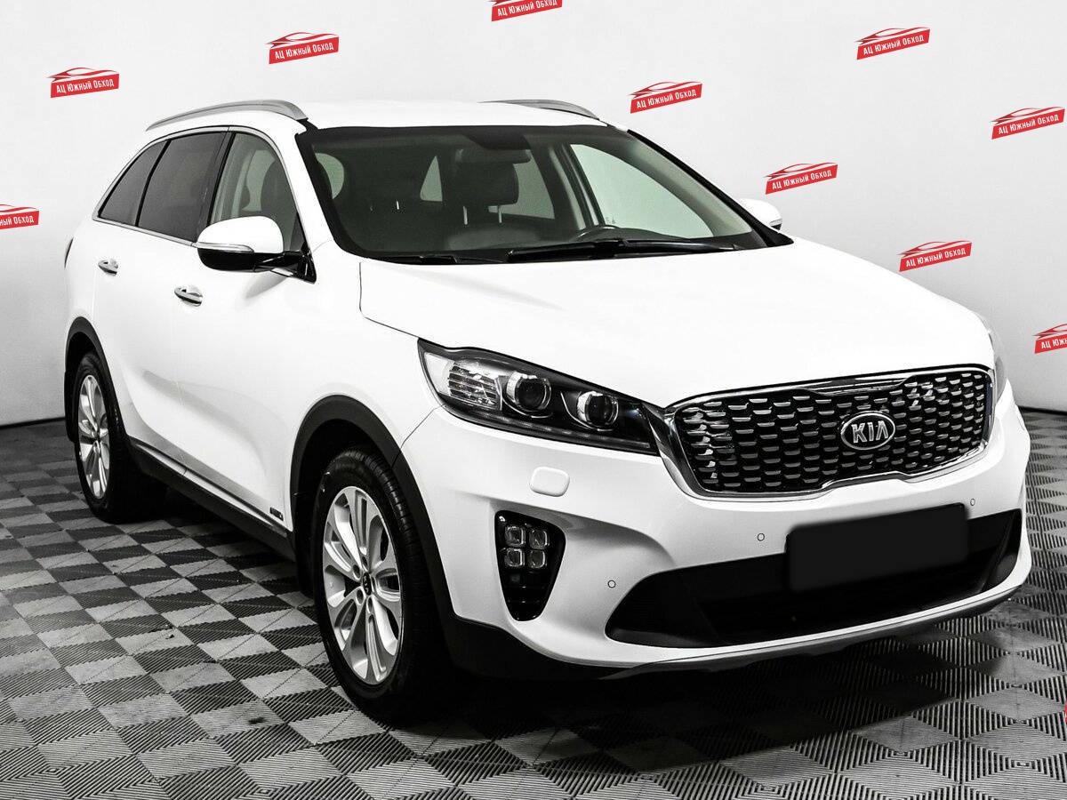 Купить Kia Sorento с пробегом. Фото: #2