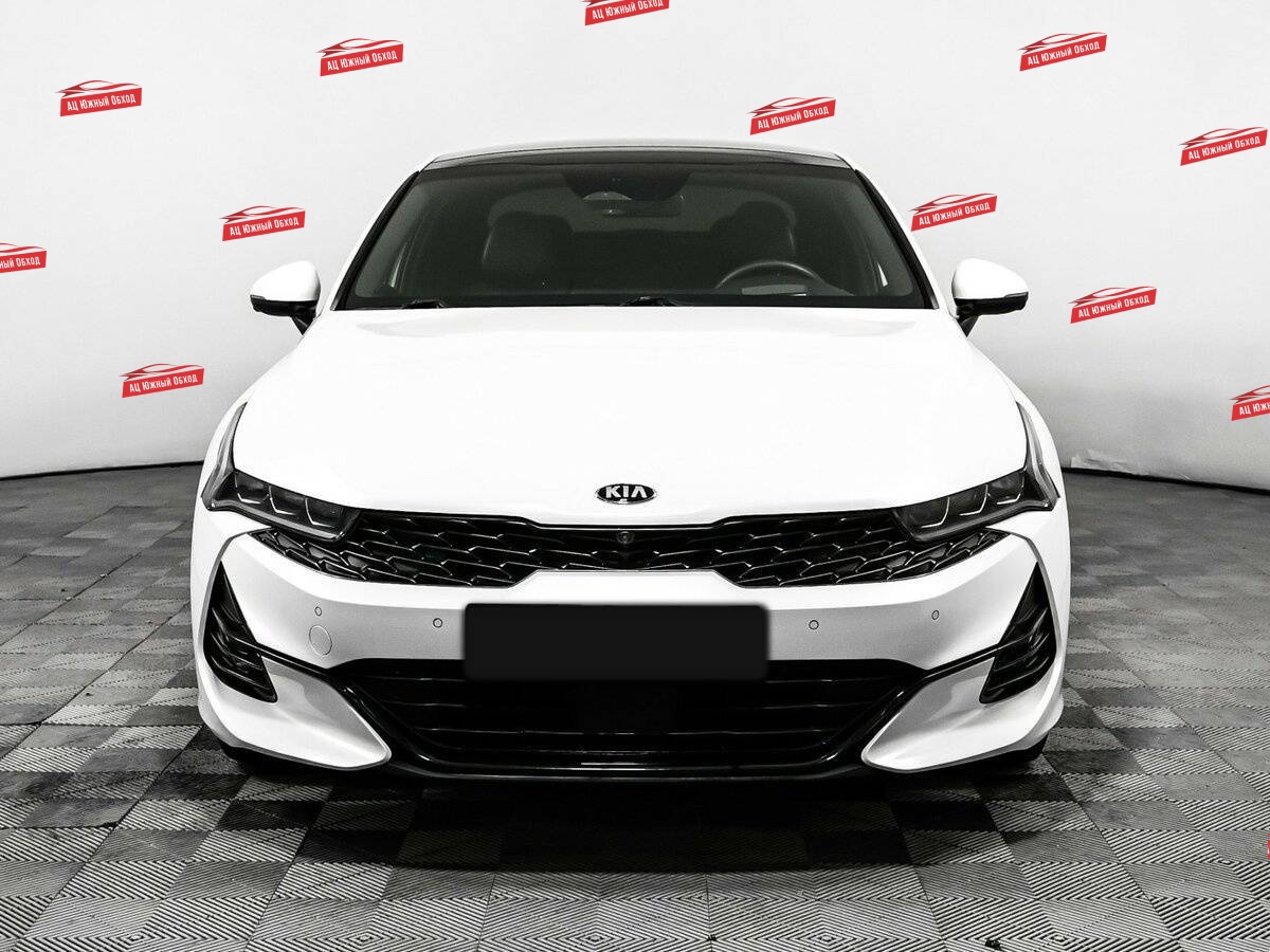 Купить Kia K5 с пробегом. Фото: #1
