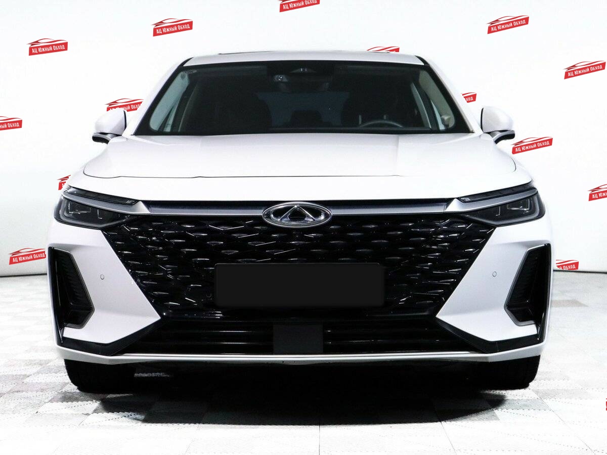 Купить Chery Arrizo 8 с пробегом. Фото: #1