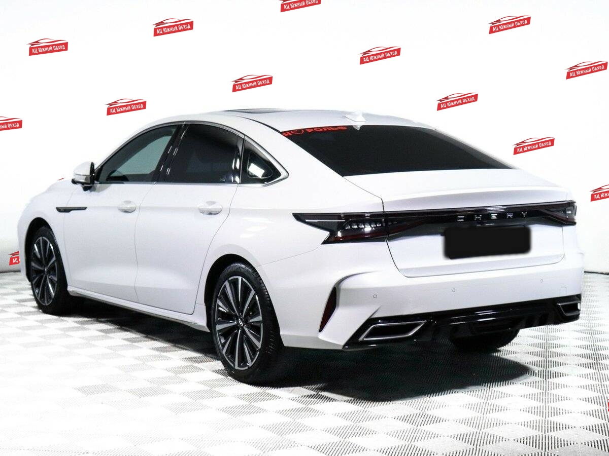 Купить Chery Arrizo 8 с пробегом. Фото: #6