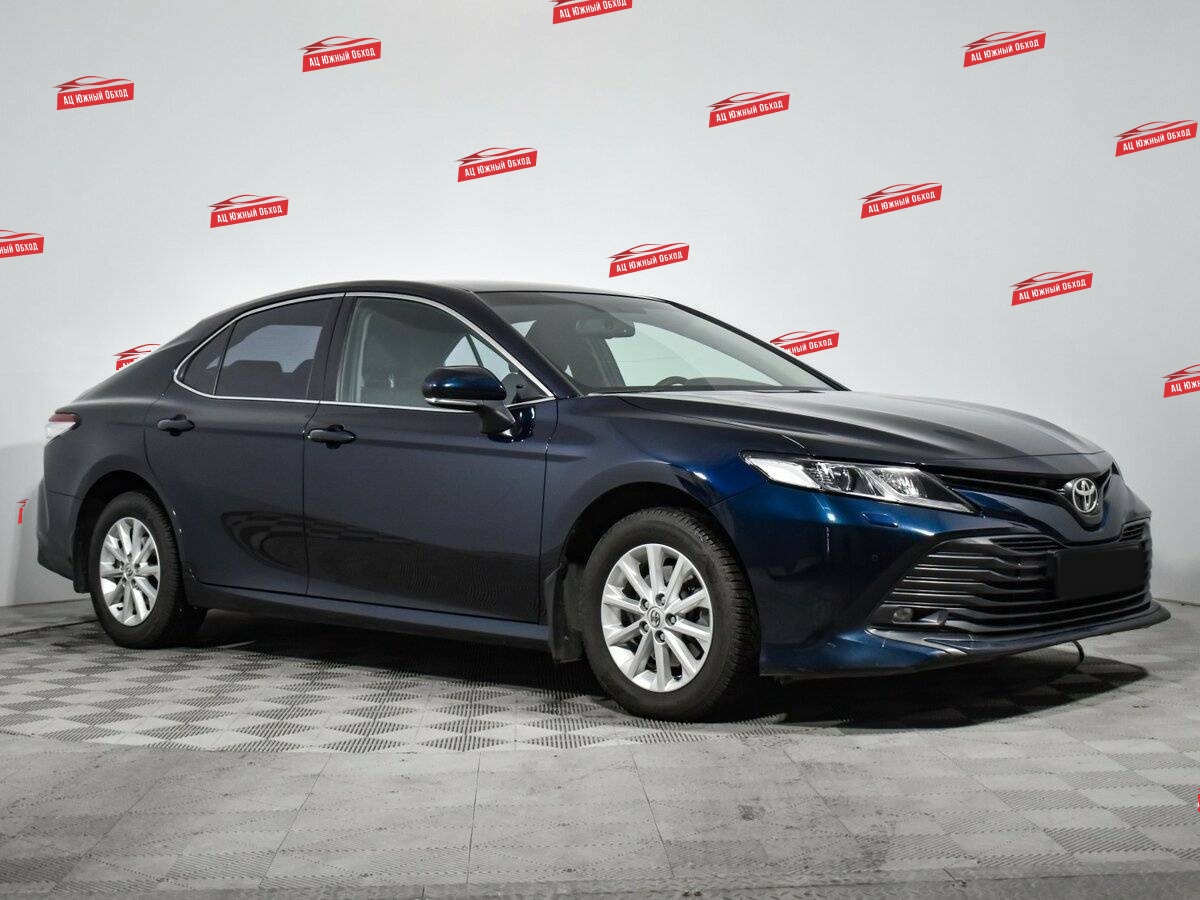 Купить Toyota Camry с пробегом. Фото: #2