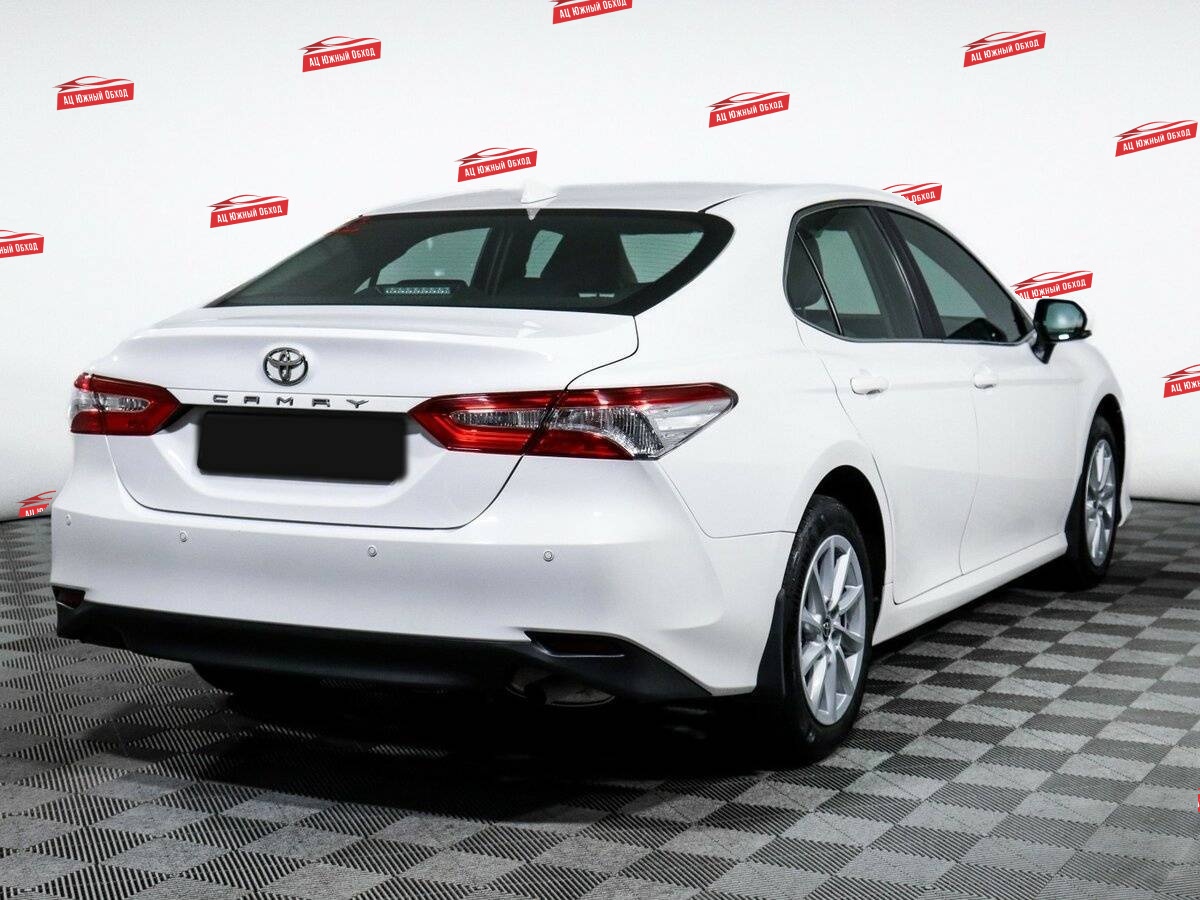 Купить Toyota Camry с пробегом. Фото: #4